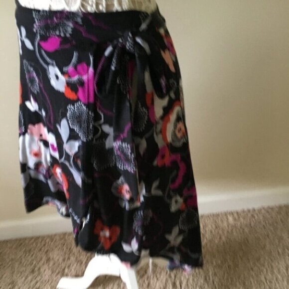 Xhilaration Wrap Floral Black Skirt - Picture 4 of 5